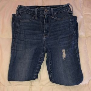 hollister high rise skinny jeans